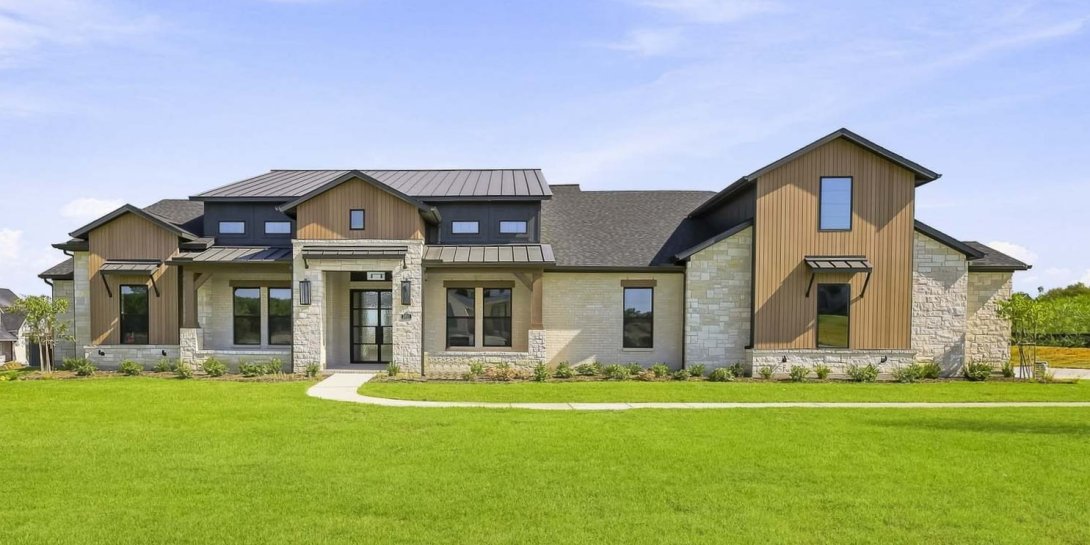 3810 Pandora Drive