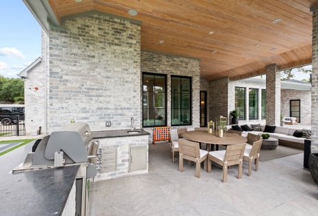 Outdoor Living