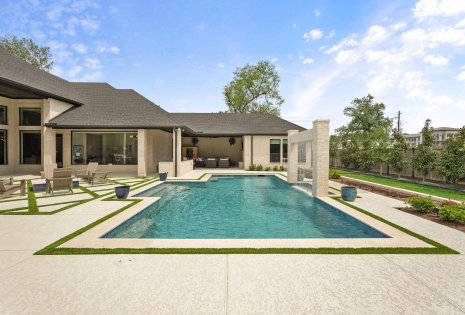 Outdoor Living