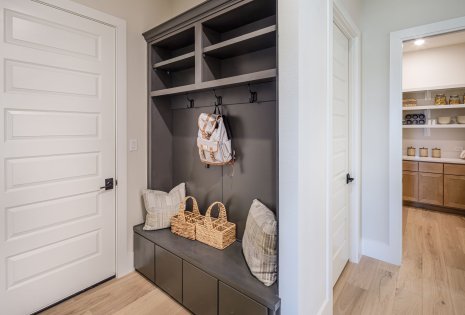 921 Brinn - Harper Estates Model