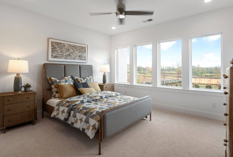 1095 Hamilton Dr - Model