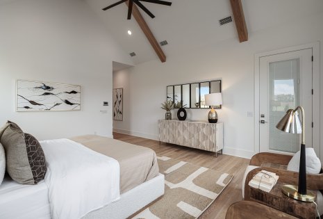 1095 Hamilton Dr - Model