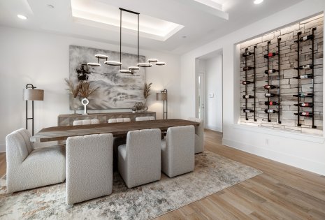 1095 Hamilton Dr - Model