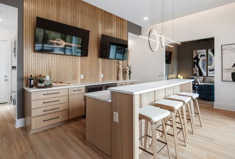 1095 Hamilton Dr - Model