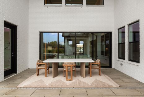 1095 Hamilton Dr - Model