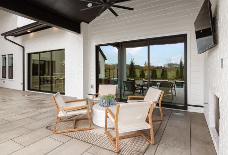 1095 Hamilton Dr - Model