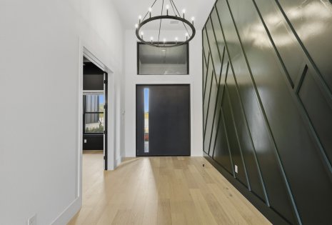 3820 Elsa Dr