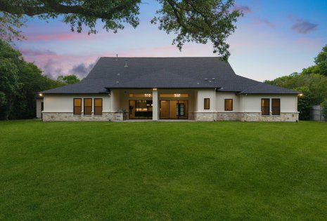 3120 Brookhollow