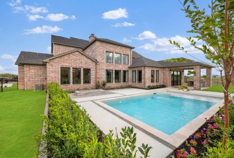 5905 Mayfair Lane