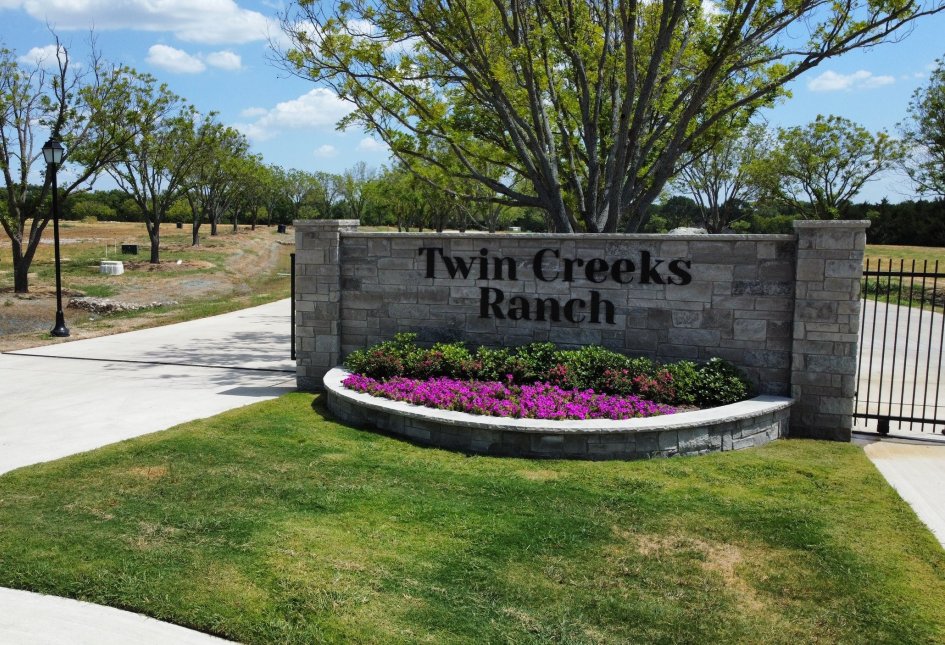 Twin Creeks Ranch