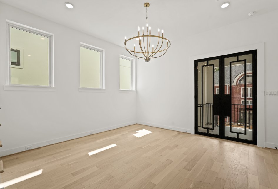 1115_potomac_drive