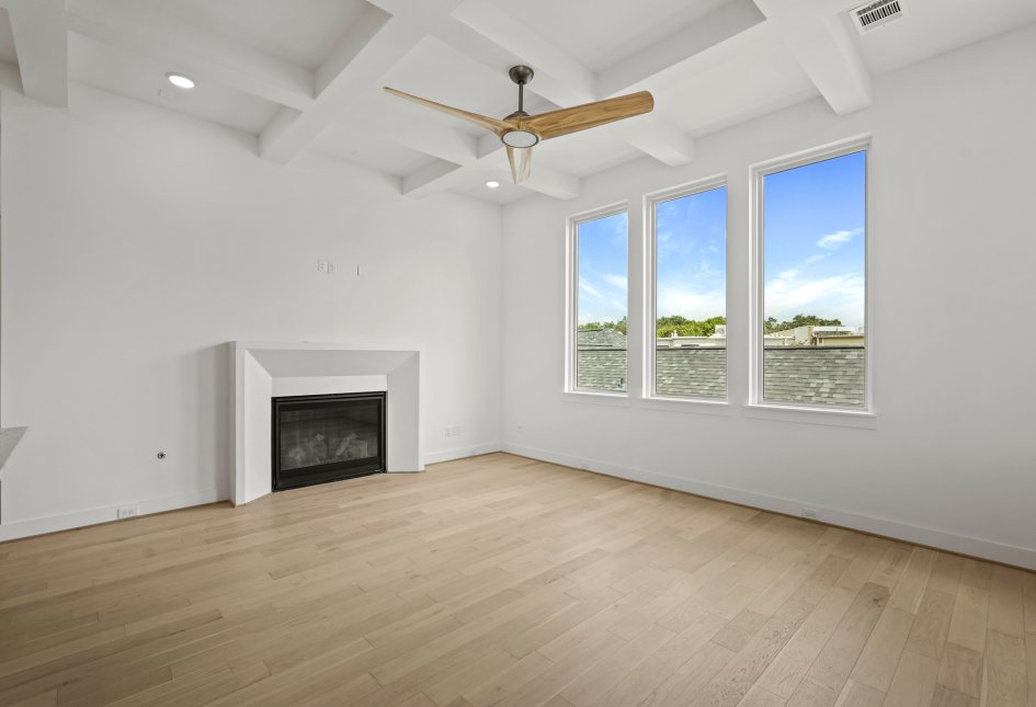 1115_potomac_drive
