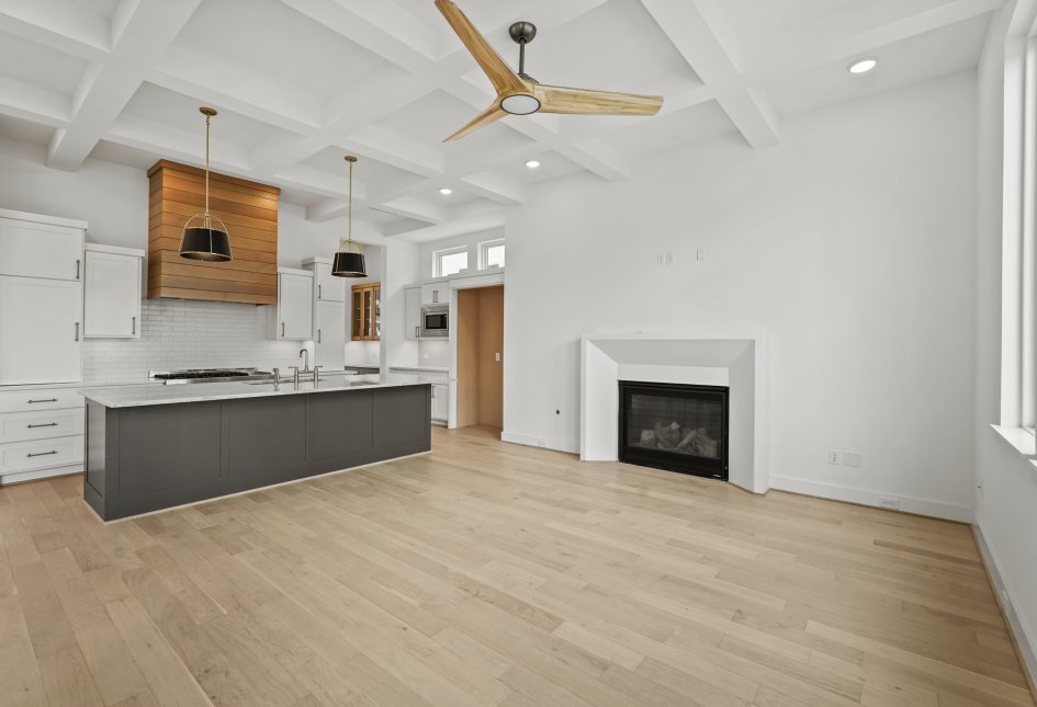 1115_potomac_drive