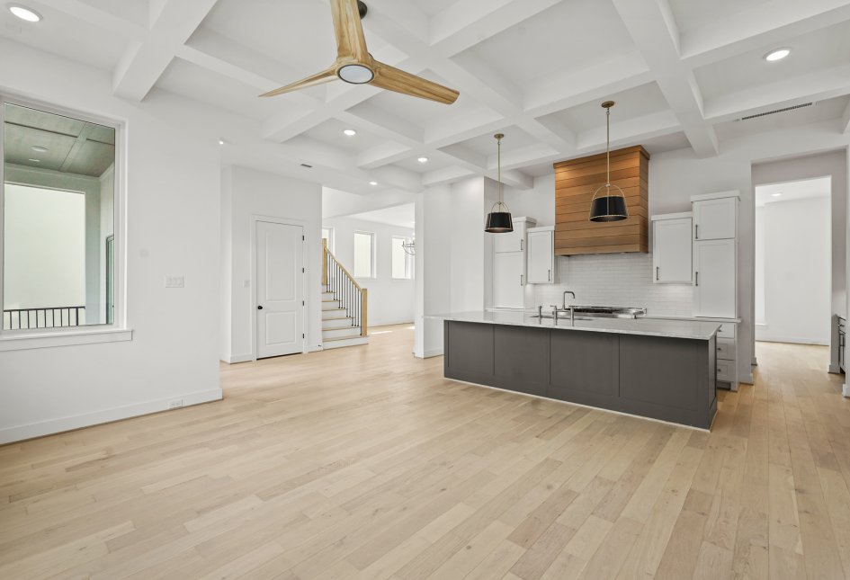 1115_potomac_drive