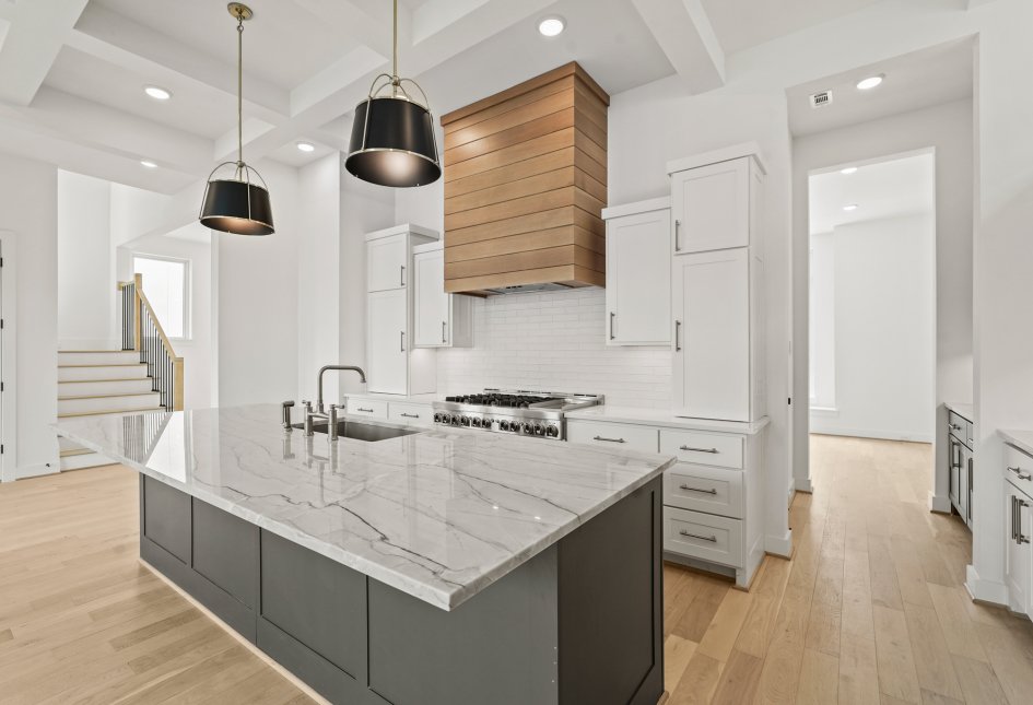 1115_potomac_drive