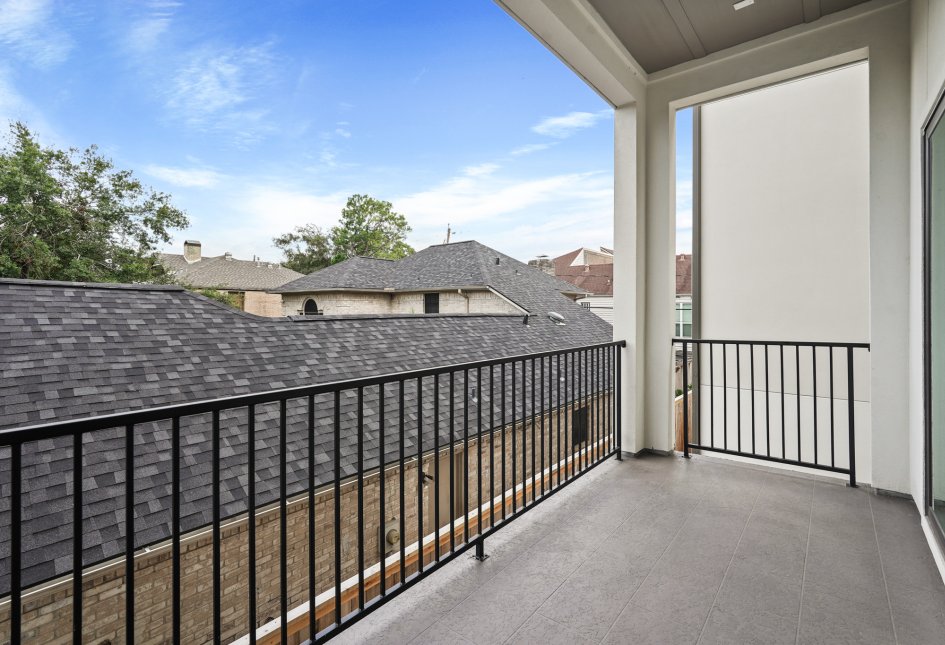 1115_potomac_drive