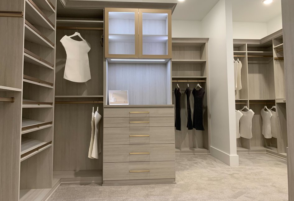 Windsong Closet
