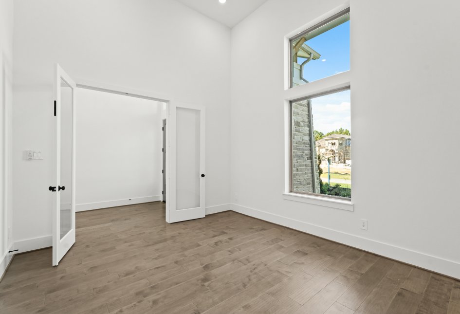 8345_leafbrook_trail