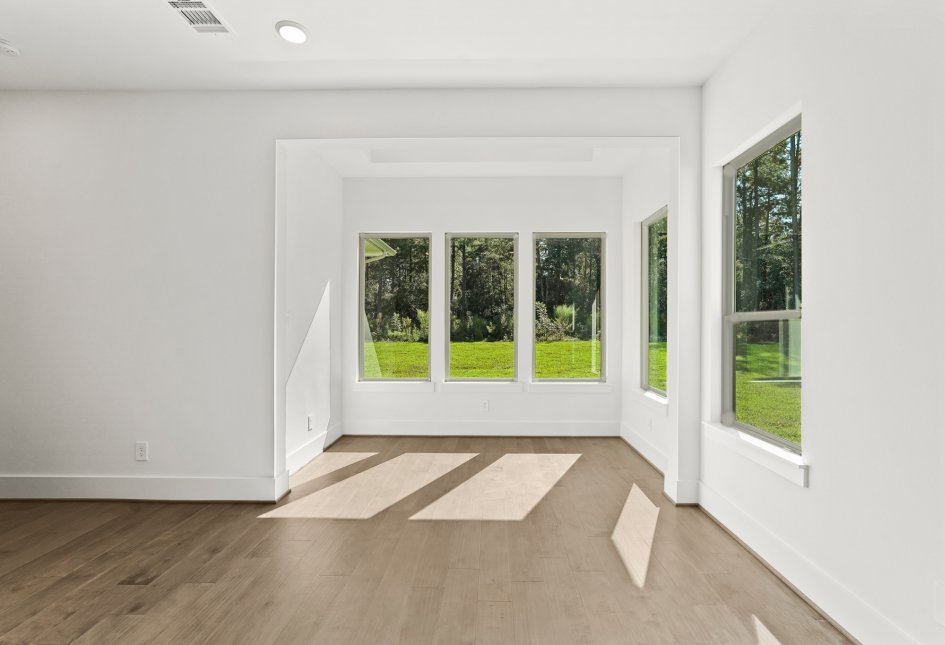 8345_leafbrook_trail