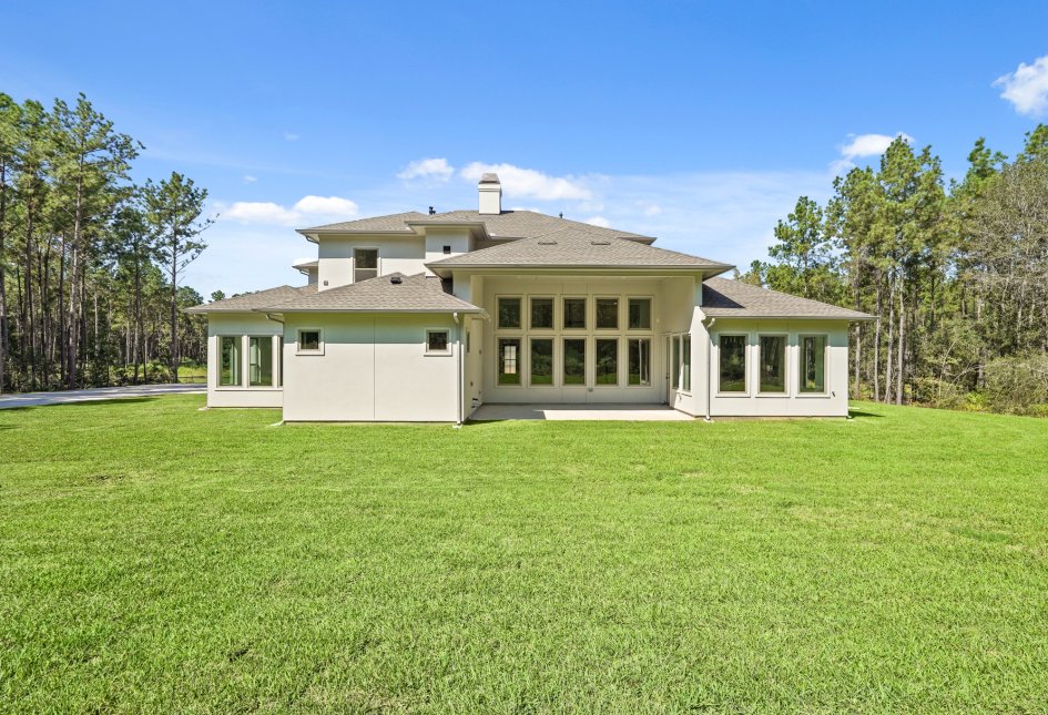 8345_leafbrook_trail
