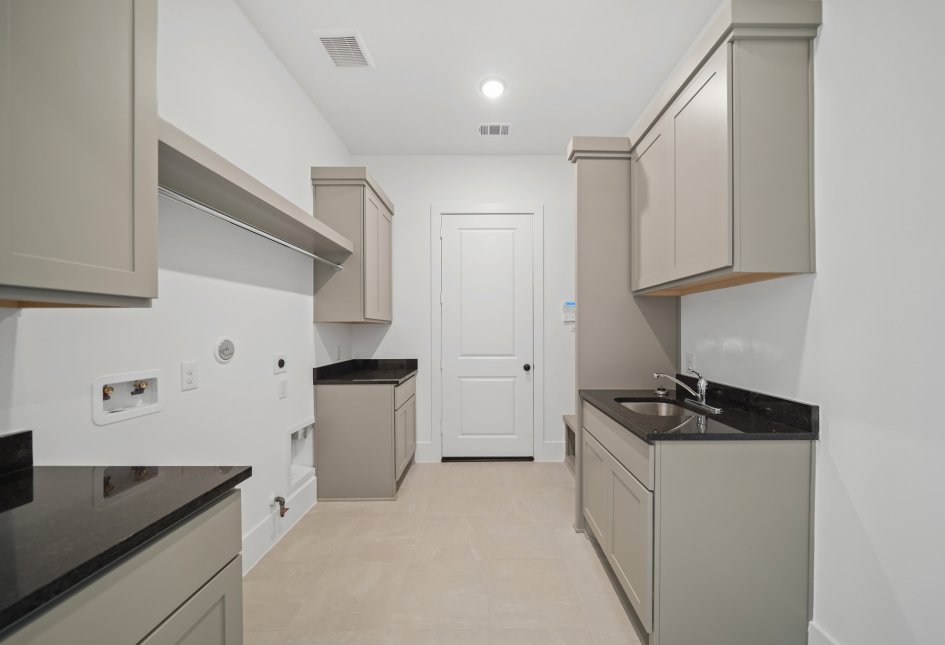 3306 Winterwood