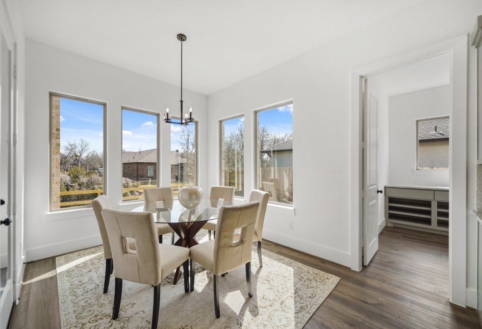 3306 Winterwood