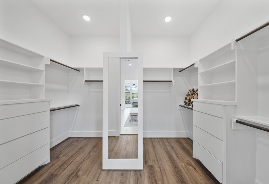3306 Winterwood