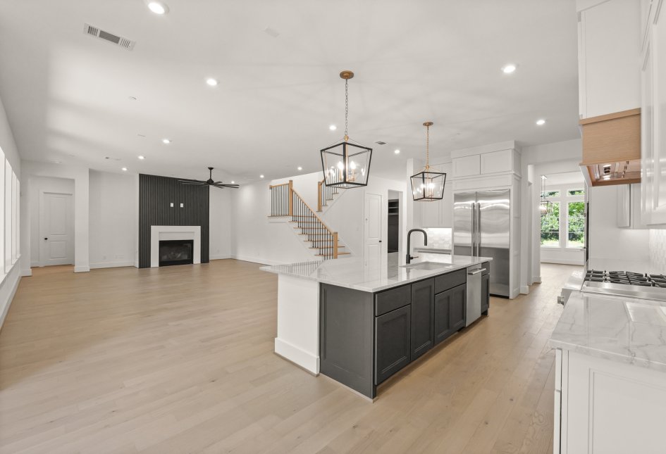 5223 Mimosa Drive
