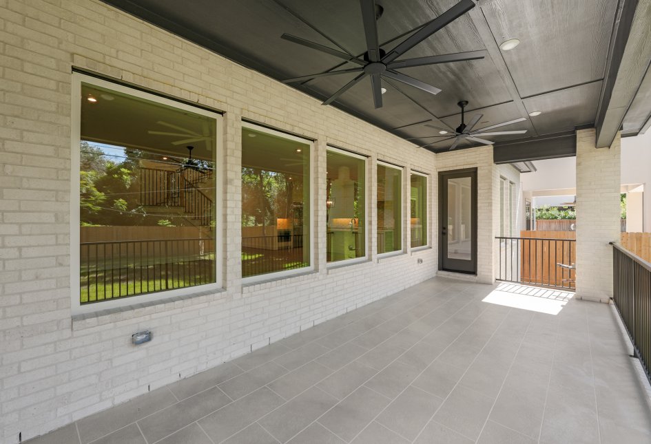 5223 Mimosa Drive