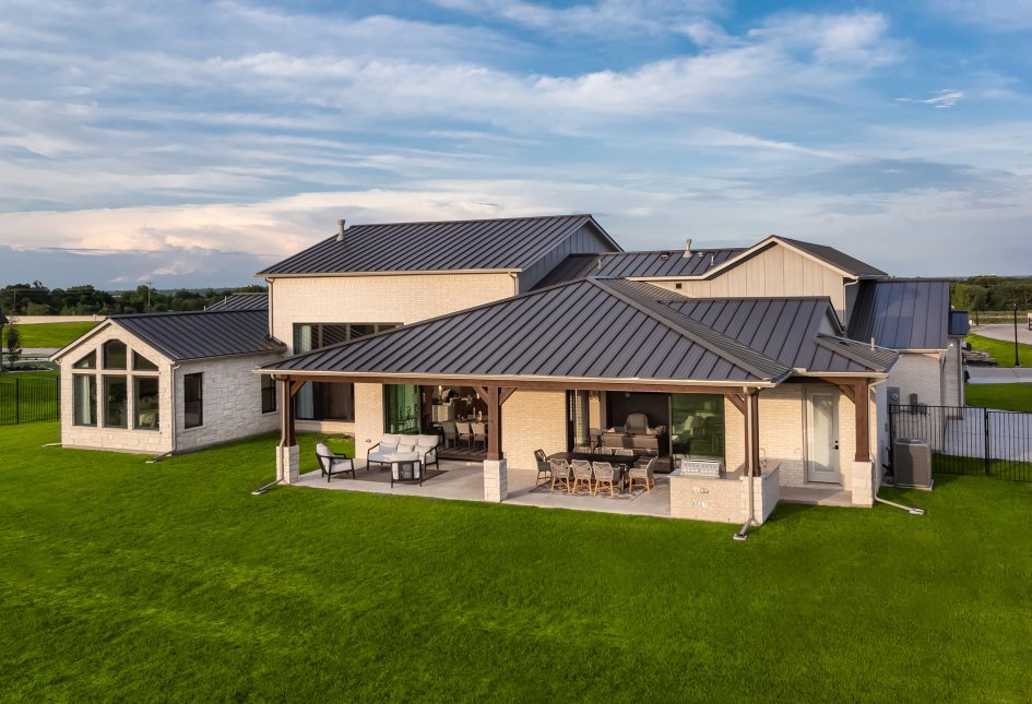 921 Brinn - Harper Estates Model