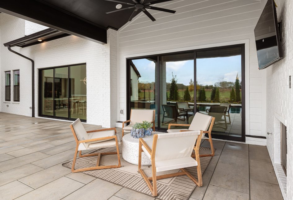 1095 Hamilton Dr - Model