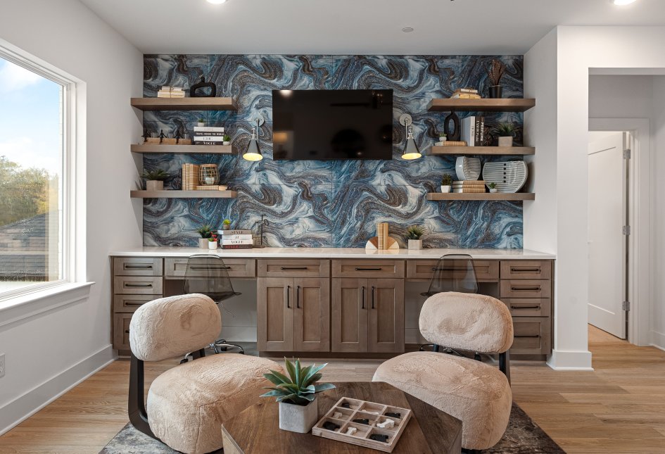 1095 Hamilton Dr - Model