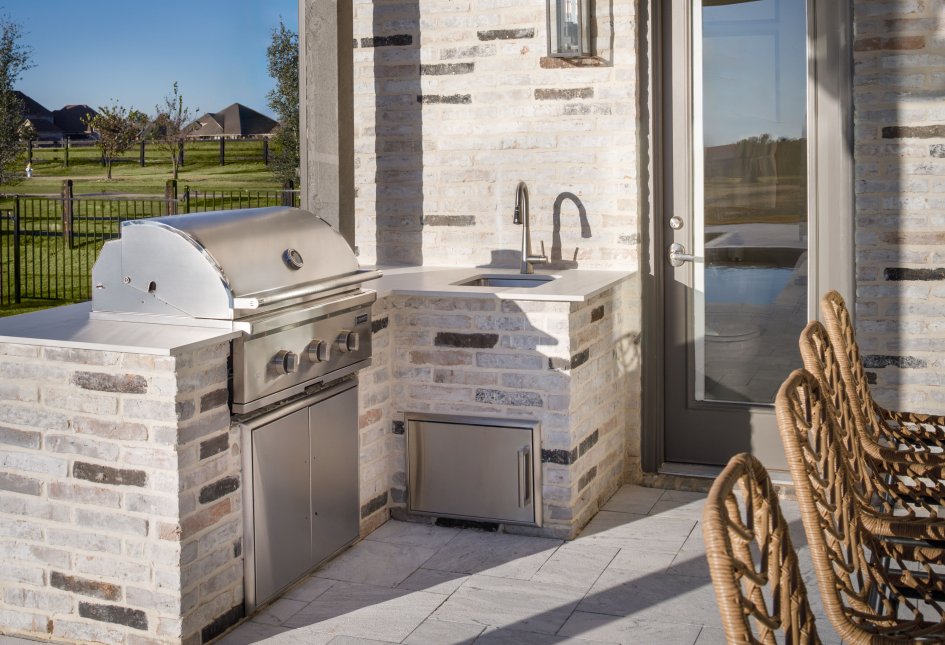 1202 Dean Meadow - Dean Farms Model
