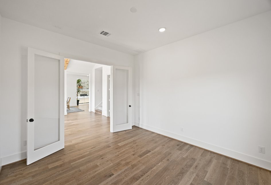 109 Bentwood