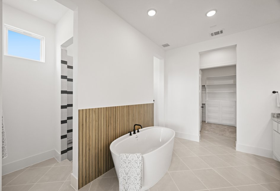 109 Bentwood