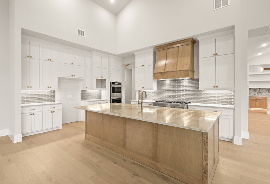 1332 Dean Meadow