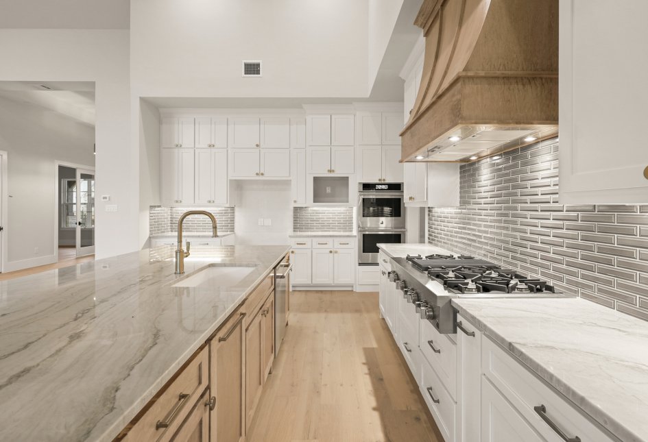 1332 Dean Meadow