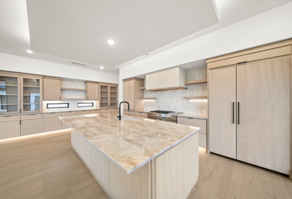 22314 Desert Foothills Lane
