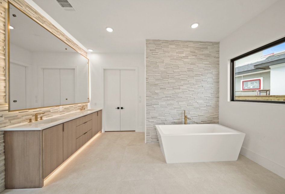 22314 Desert Foothills Lane