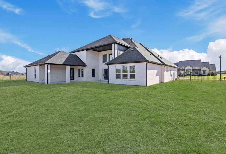 1339 Dean Meadow
