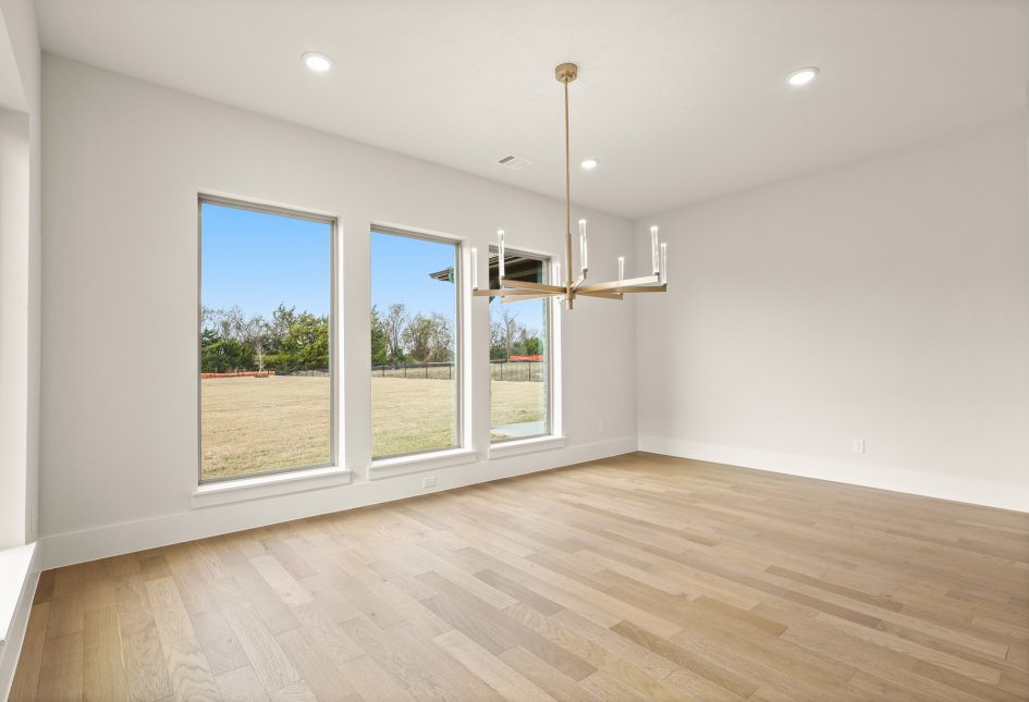 305 Chapel View