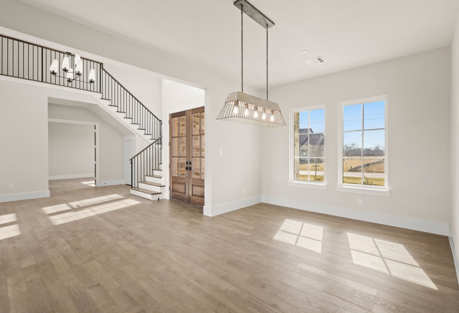 1319 Dean Meadow