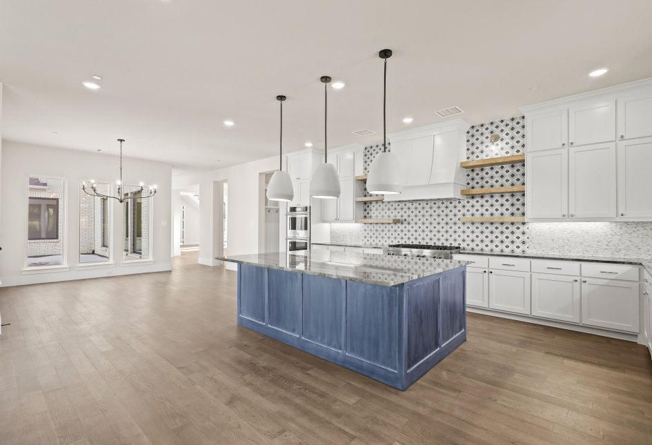 1319 Dean Meadow