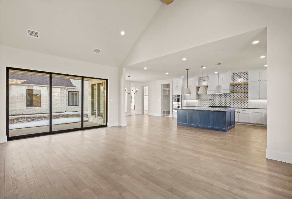 1319 Dean Meadow