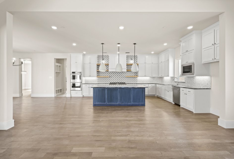 1319 Dean Meadow