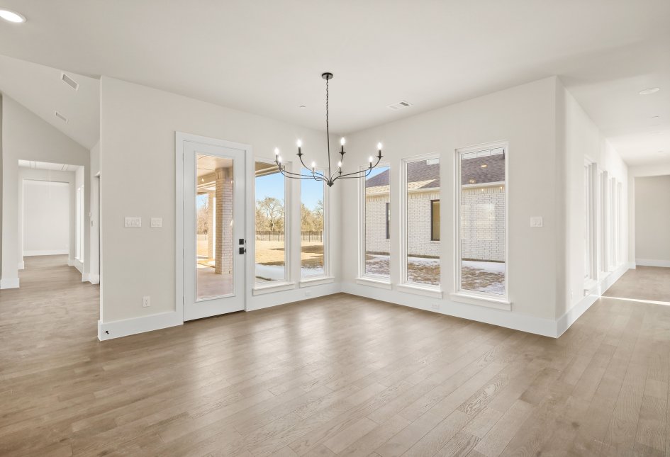 1319 Dean Meadow
