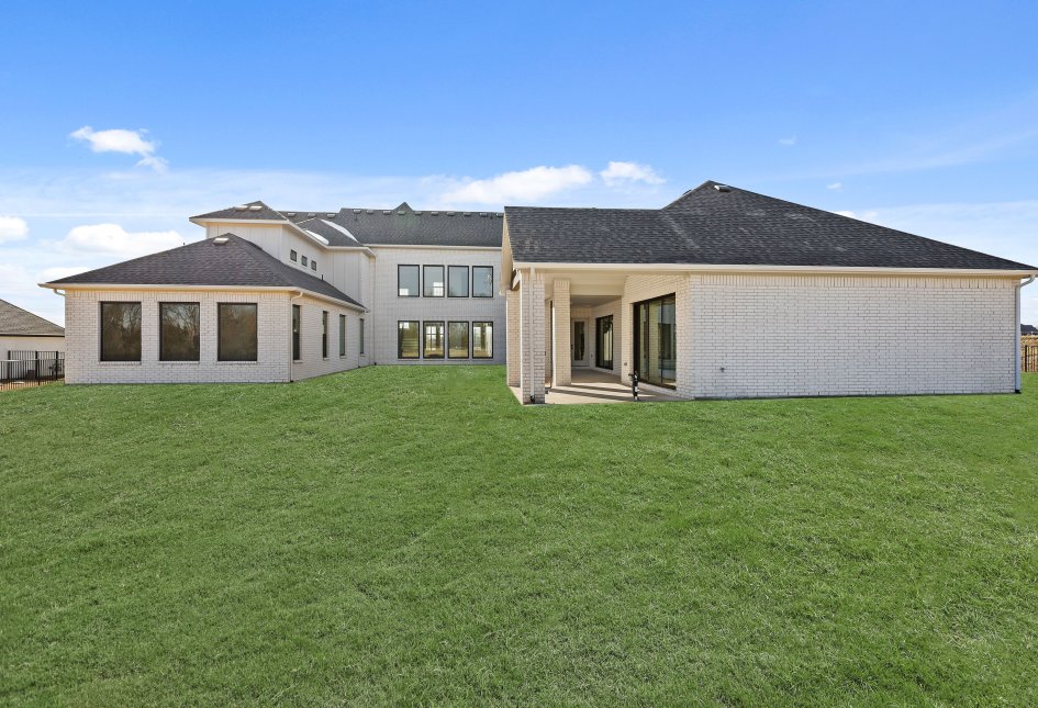 1319 Dean Meadow