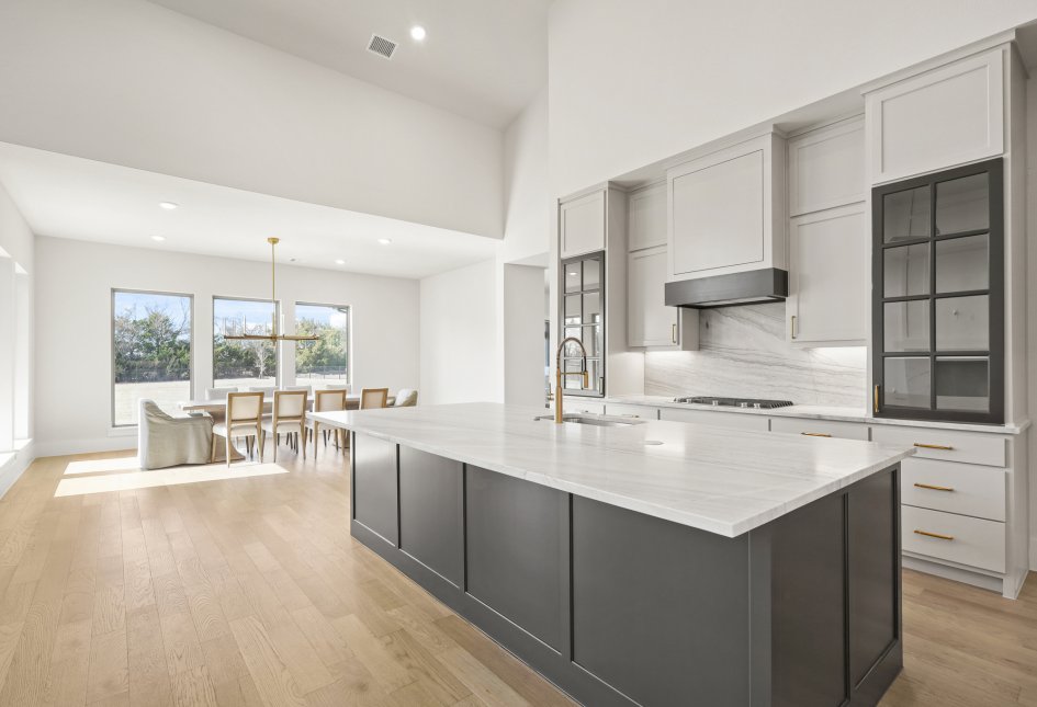 305 Chapel View