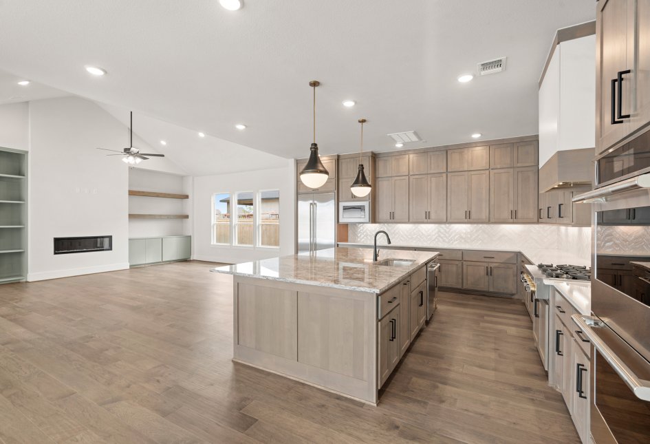 22214 Desert Foothills