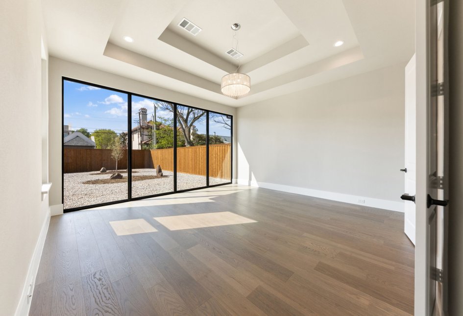 6236 Royal Lane